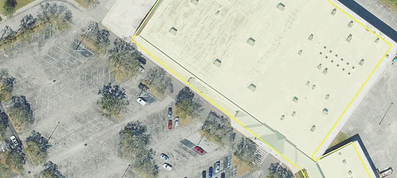 Retail Space in Publix-Anchored Center