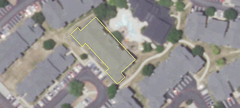 Retail Space with High Visibility
