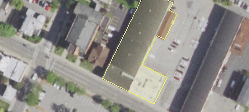 Poughkeepsie Warehouse with Ample Parking