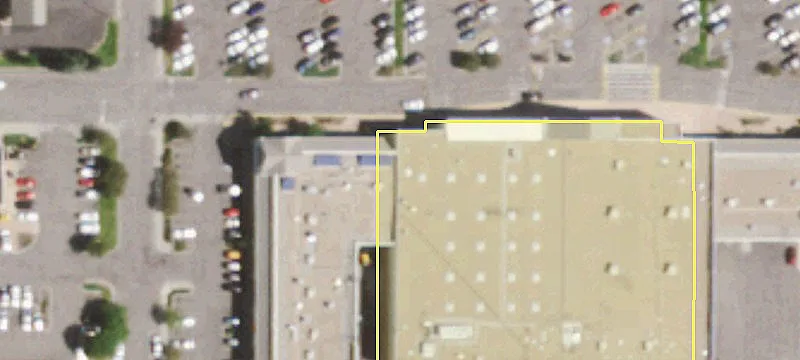 Retail Space on 120th Avenue