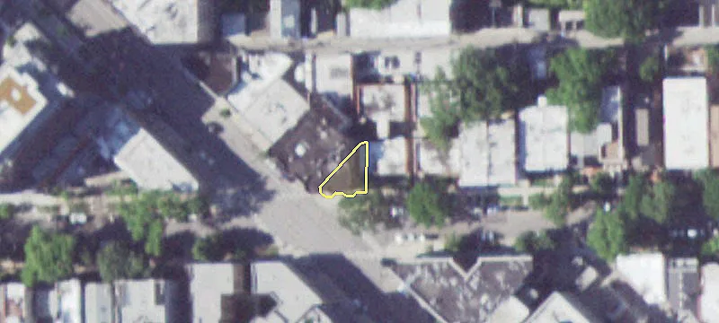 Lincoln Park Corner Storefront Opportunity