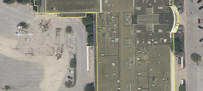 Retail Space Near Major Retailers