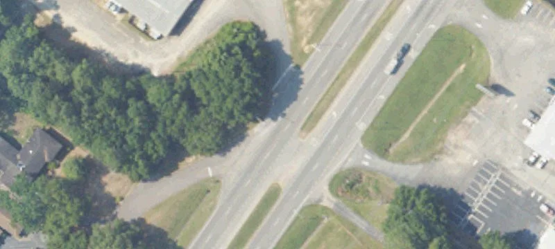 Retail Building on Highway 90