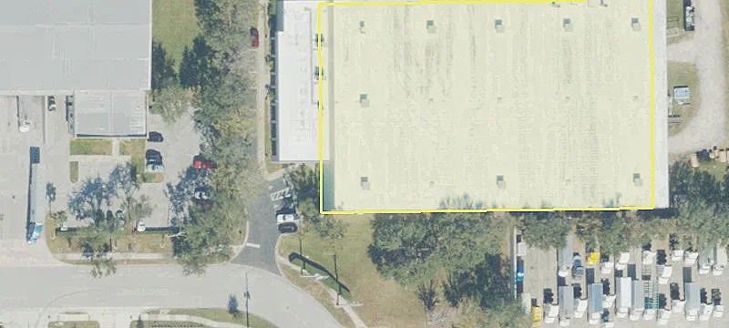 Distribution Facility in Center Commerce