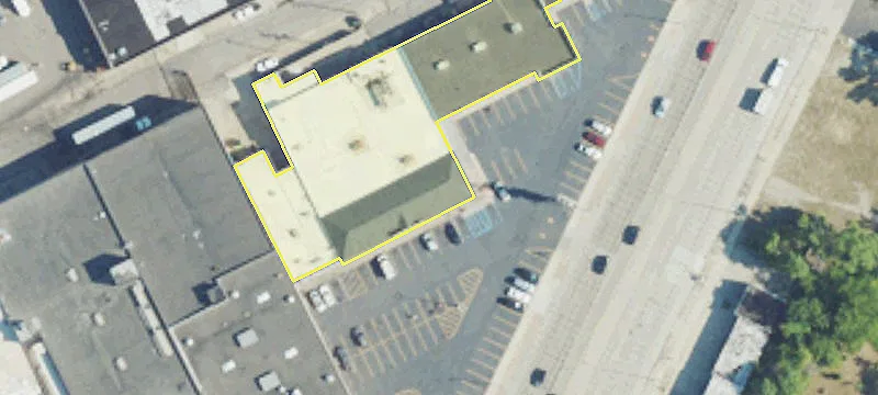 Retail Space in Gratiot Square