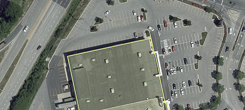 Retail Space in Renovated Plaza