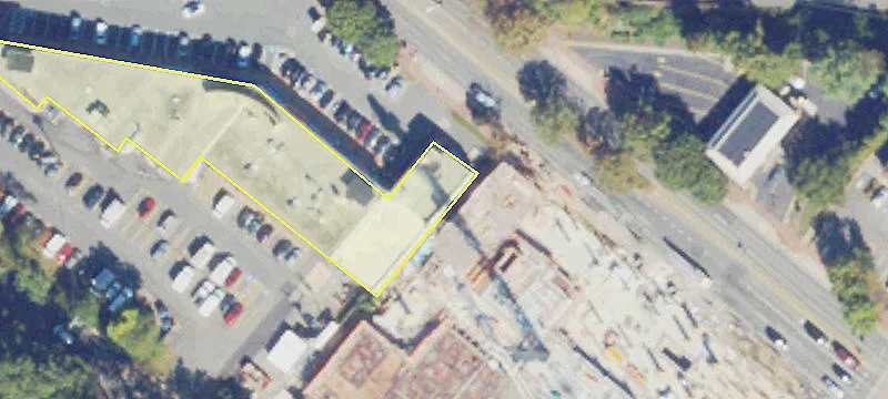 Retail Space in Modera Falls