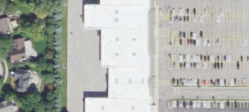 Retail Property in Geneva, Illinois