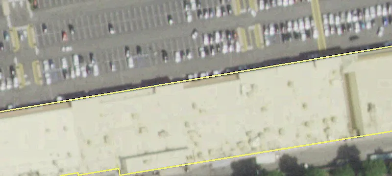 High-Traffic Shopping Center Space
