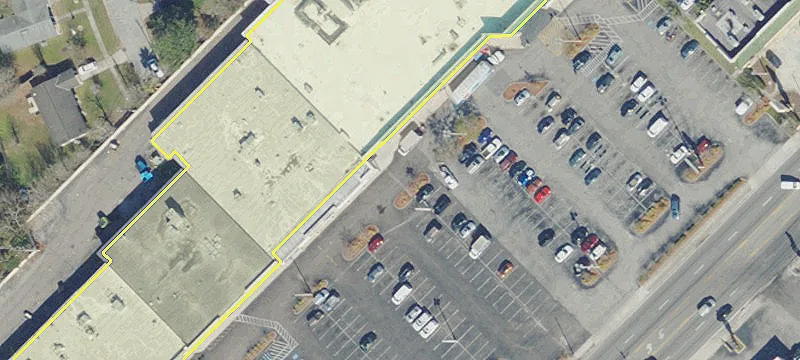 Retail Space in Remodeled Center