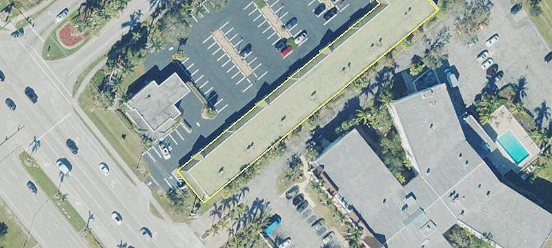 Retail Space in Pelican Bay