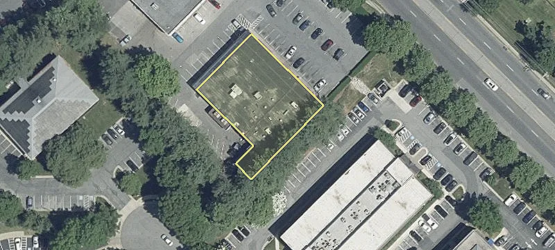 Retail Space with High Visibility