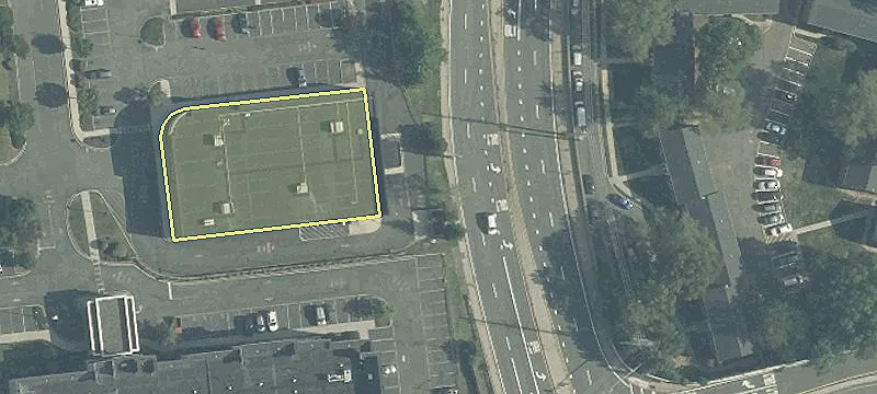 Retail Space Available For Lease