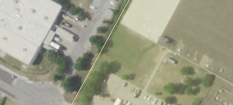 Warehouse Space with Fenced Yard