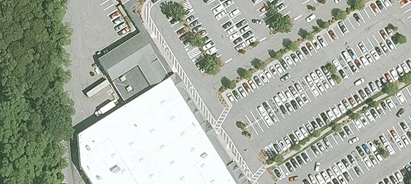 Retail Space in Orleans Center