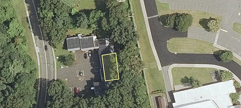 Spacious Industrial Warehouse for Lease