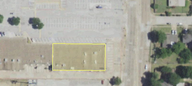 Retail Space in Northstar Plaza