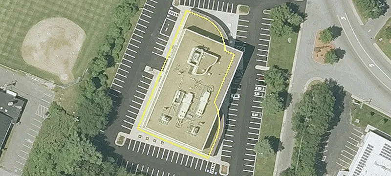 Woburn Office Building Near Rail