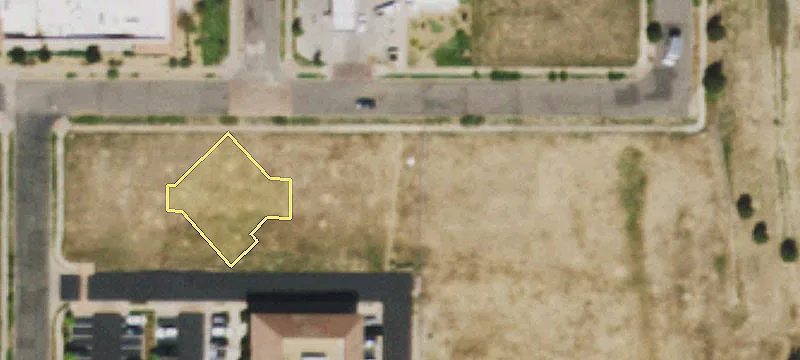 Retail Space in Growing Parker
