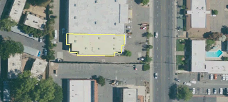 Retail Center on Fulton Avenue