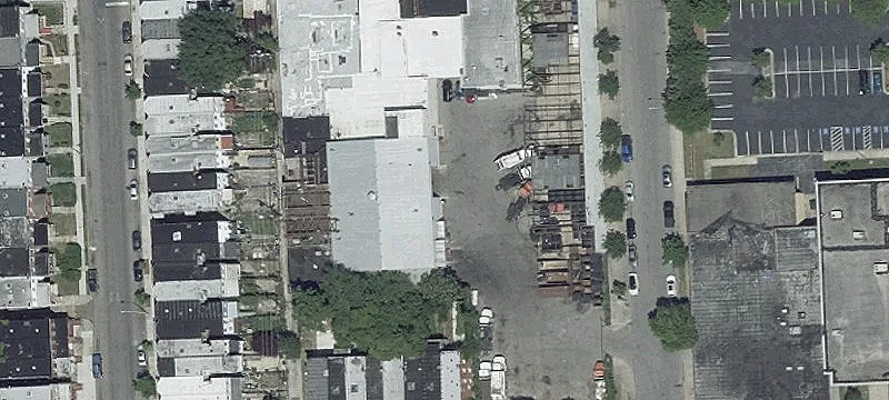 Industrial Building For Sale/Lease