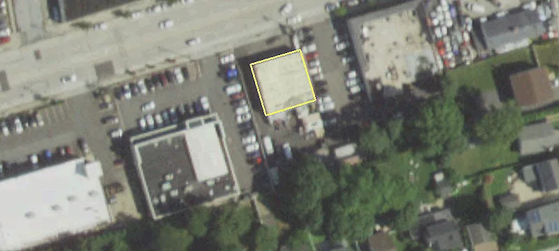 Retail Space on Merrick Road