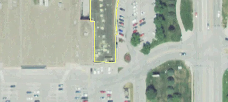 Retail Space in Harvey Oaks