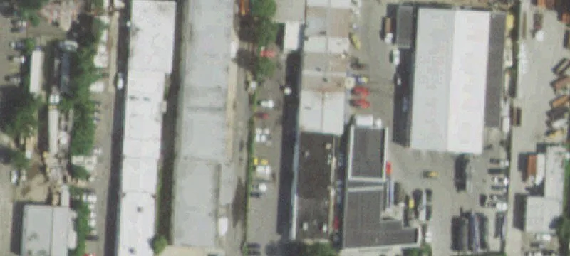 Farmingdale Warehouse with Drive-Through Access