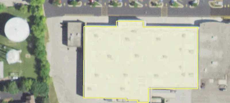 Retail Space in Deer Grove Centre