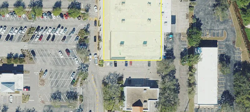 Retail Space in Bradenton, FL