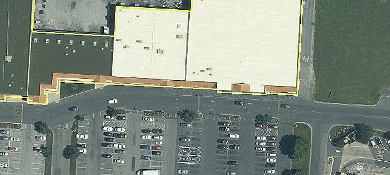 Retail Space Available For Rent