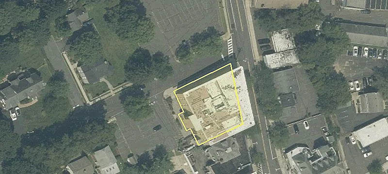 Mixed-Use Retail/Office Building