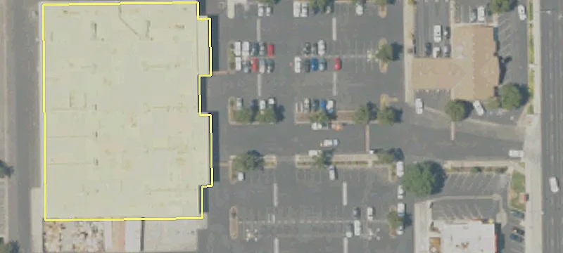 Retail Space on Mooney Blvd