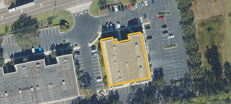 Well-Maintained Office Complex Suites