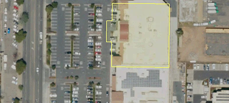 Retail Space in Santa Maria