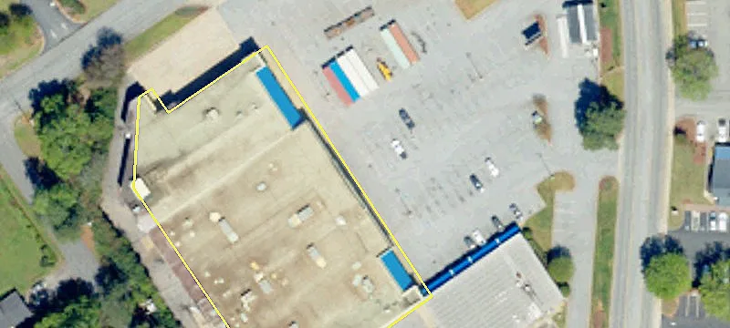 Retail Space on Fernwood Drive