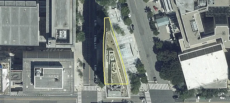 Former Starbucks Retail Space Available