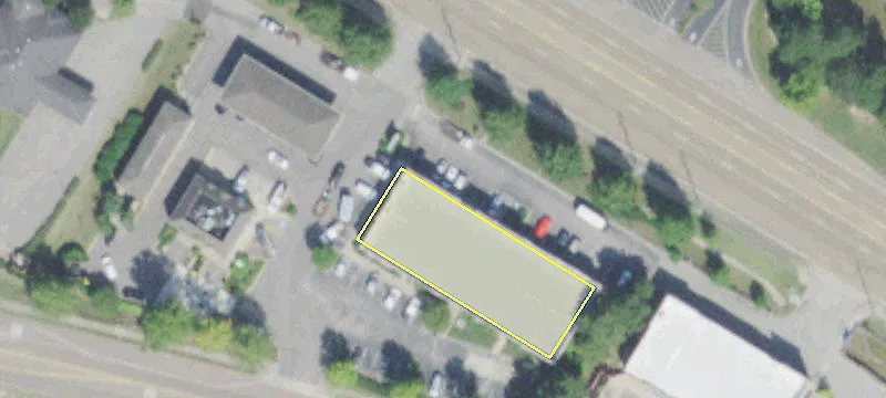 Retail Space on Poplar Avenue