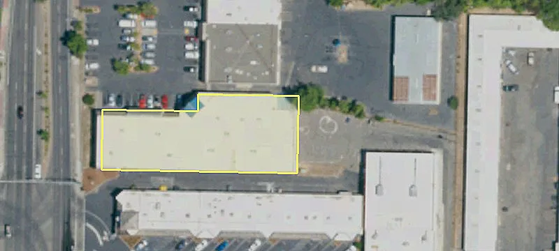 Retail Space on Manzanita Avenue