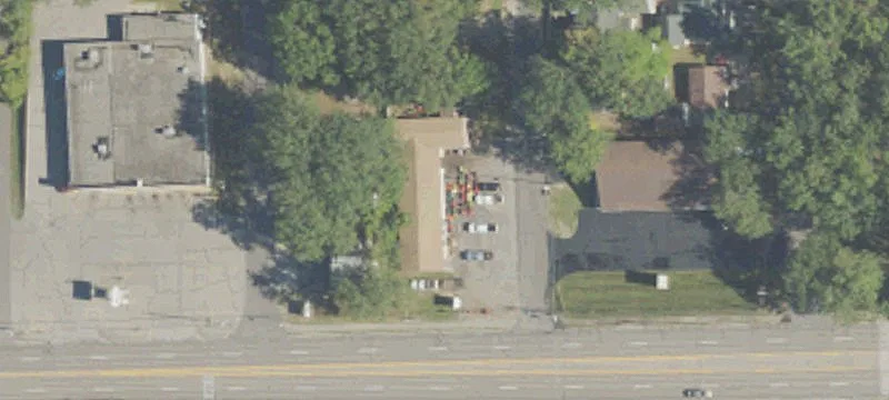 Former Retail Building in Houghton Lake