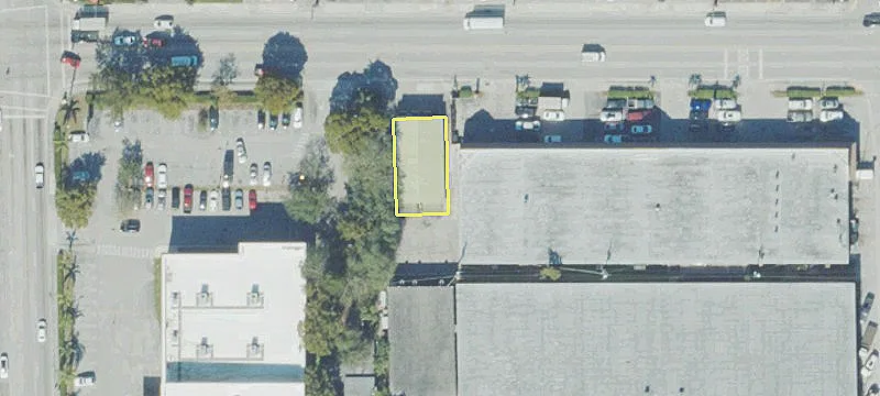 Retail Strip on 29th Street