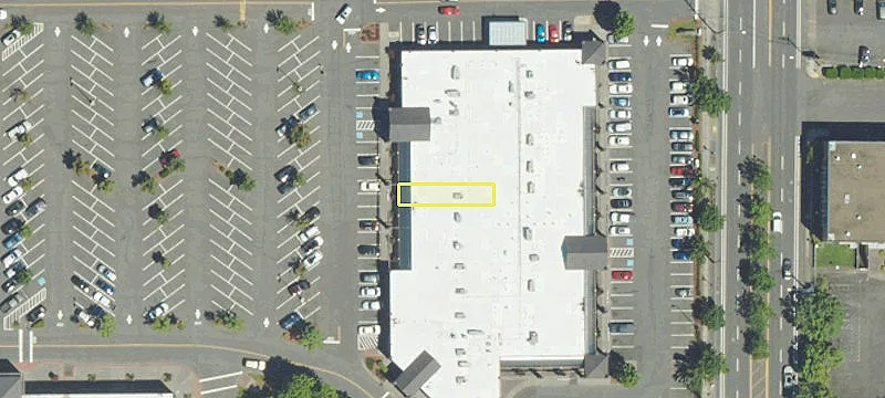 Retail Space in Gateway Center