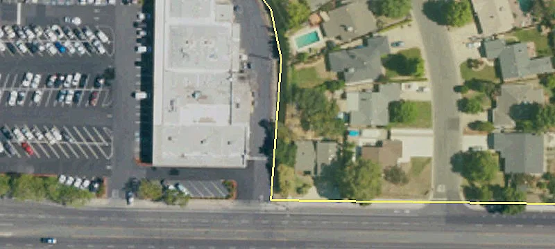 Retail Space in High-Traffic Center