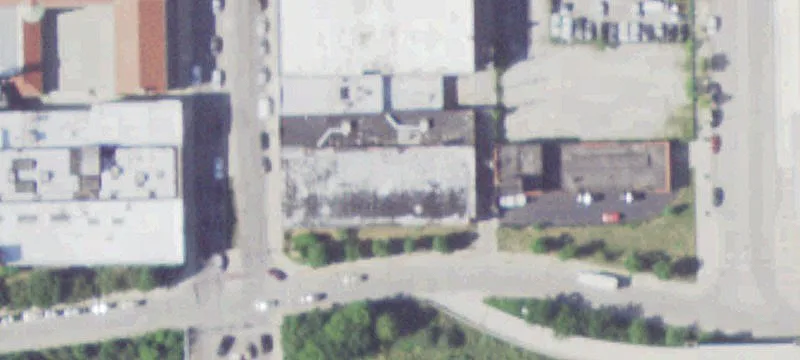 Stand-Alone Building with Parking