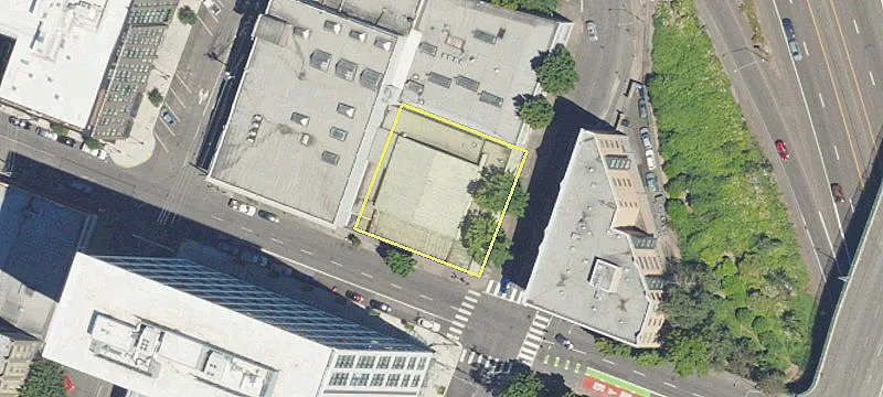 Spacious Flex Space with Parking