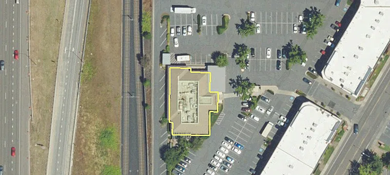 Retail Space Near I-205