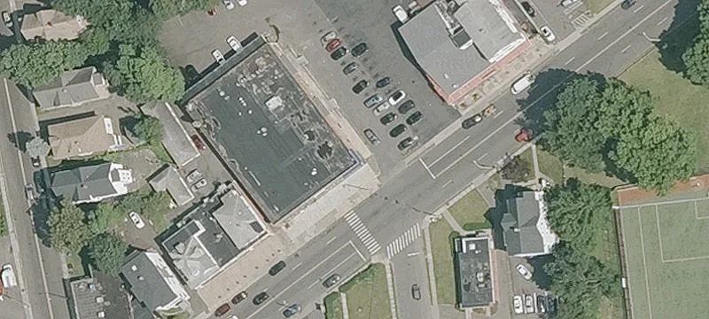Retail End Cap Space Available