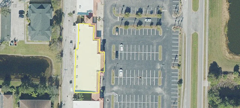 Retail Space in Prime Location