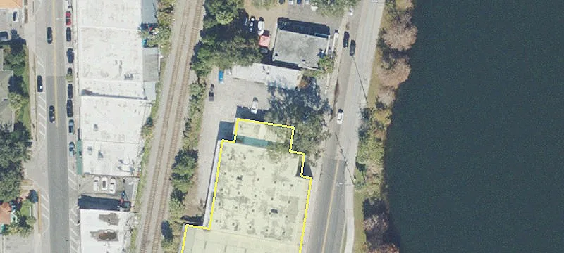 Ivanhoe Village Retail Space
