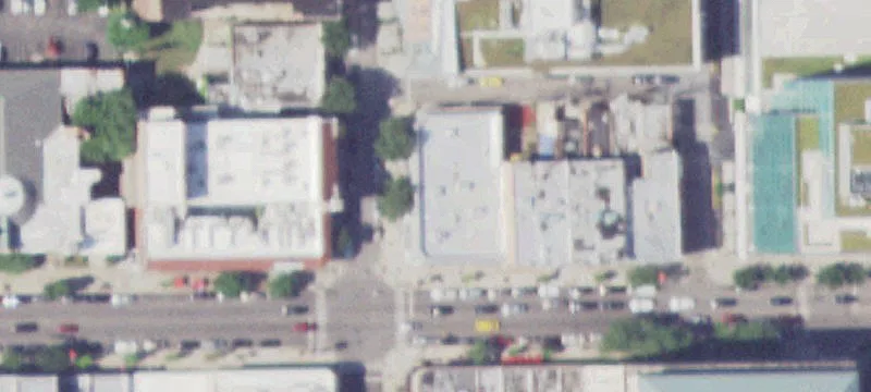 Mixed-Use Building in Hyde Park